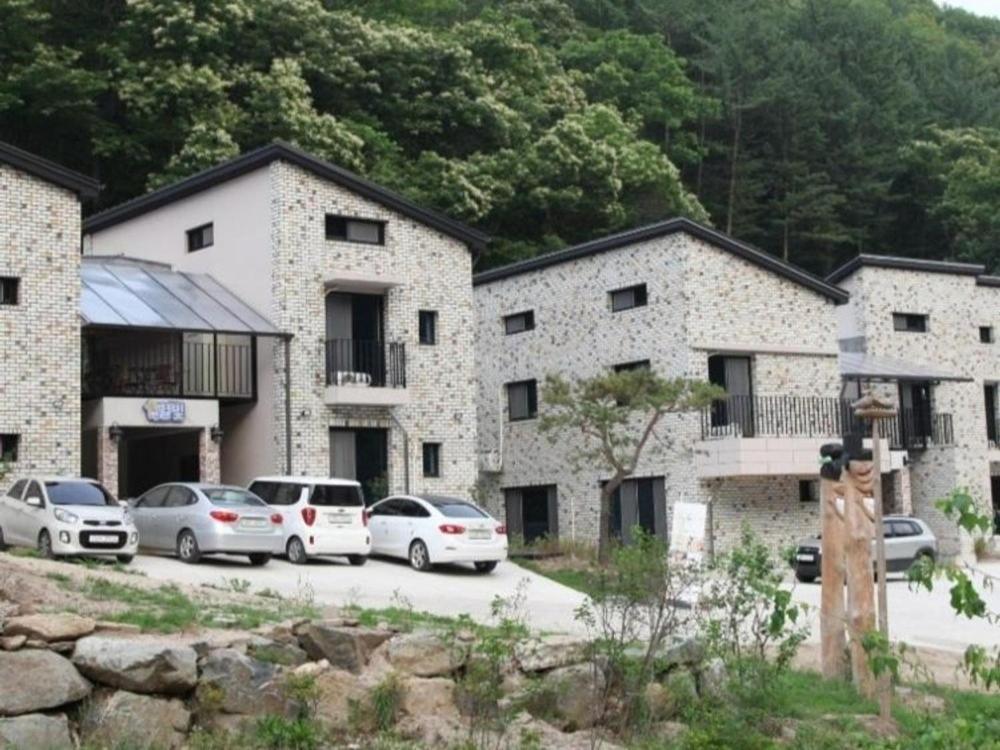 Hwacheon Star Garden Pension Zewnętrze zdjęcie